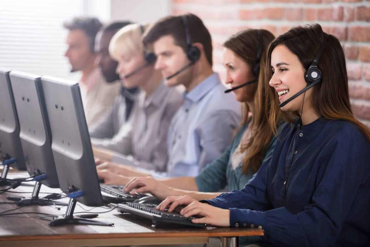 How Businesses Can Handle High Call Volumes Without Overwhelming Agents